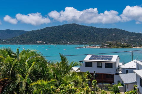 Airlie Getaway - Airlie Beach - Darwin Holiday 2