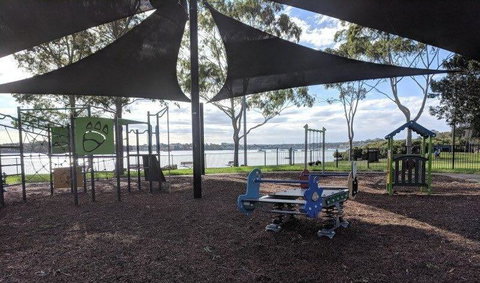 Aircabin - Five Dock - Stylish 2-Bed Apt Near Bay - Darwin Holiday 1