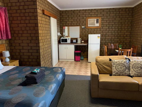 Airport Whyalla Motel - Darwin Holiday 4