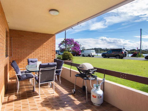 Akuna 3 Ground Floor Opposite Wallis Lake - Darwin Holiday 2