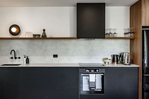 Al Fresco Living Apartment In Launceston - Darwin Holiday 4