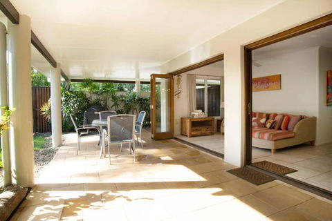 Alani - Absolute Beachfront - Sleeps Up To 10 - Darwin Holiday 2