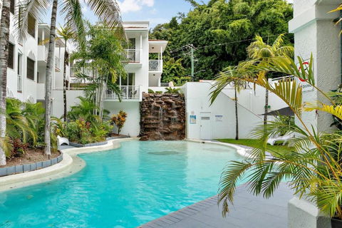 Alassio Poolside Resort - Palm Cove Beachfront Oasis - Darwin Holiday 0