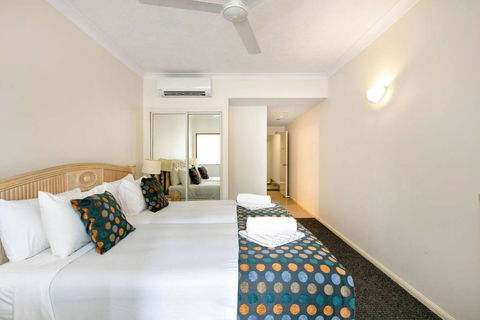 Alassio Poolside Resort - Palm Cove Beachfront Oasis - Darwin Holiday 4