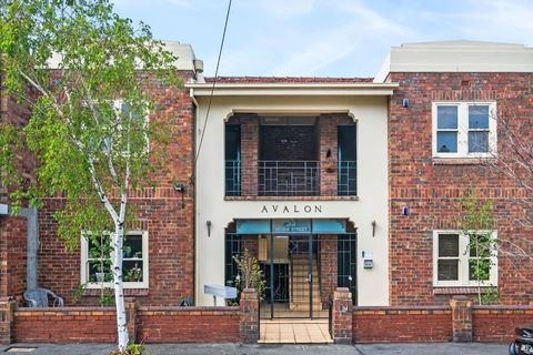 Albert Park Art Deco Gem Sleeps 5 Bevan 4 - Darwin Holiday 0
