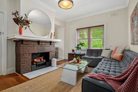 Albert Park Art Deco Gem Sleeps 5 Bevan 4 - Darwin Holiday 2