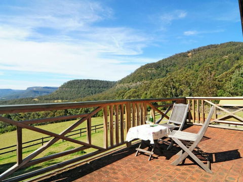 Alcheringa Cottage Amazing Location With Views - Darwin Holiday 0