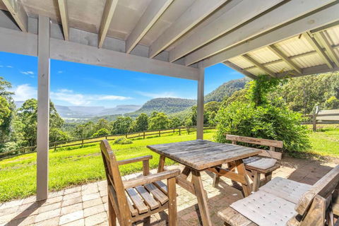 Alcheringa Cottage Amazing Location With Views - Darwin Holiday 3