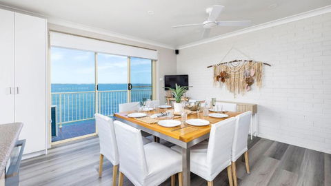 Alcheringa - Units 3 & 4 32 Sandy Point Rd - Darwin Holiday 1