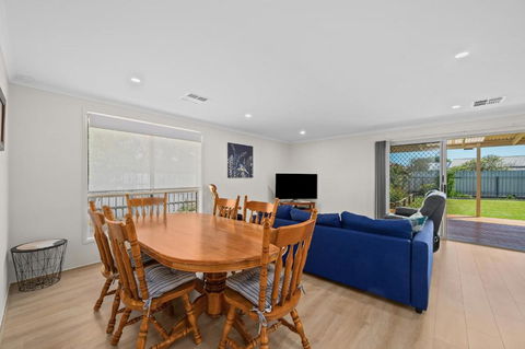 Aldinga Rose - Aldinga Beach - C21 SouthCoast Holidays - Darwin Holiday 4