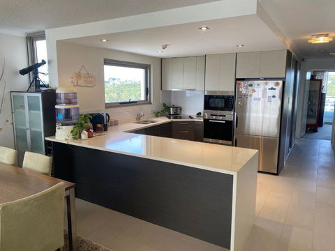 Alex Beachfront 3 Brm Apartment - 9th Floor - Darwin Holiday 3