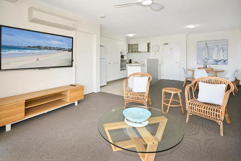 Alexandra Headland Resort Heaven, Pool / Beach ZD8 - Darwin Holiday 3