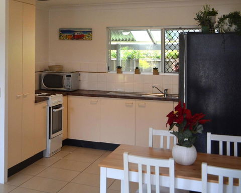 Alice Street 1, Unit 1, Currimundi - Darwin Holiday 3