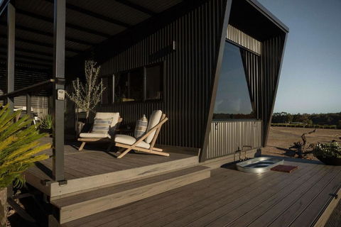 Alisa The Tiny Cabin In Busselton - Darwin Holiday 4