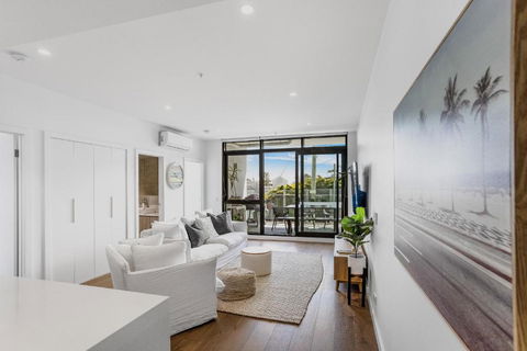 Alkira Luxe - 100m To Shops - Sleeps 4 - Darwin Holiday 1