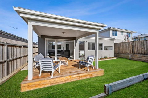 All Day Sunshine And Relaxation -Pet Friendly - Darwin Holiday 3