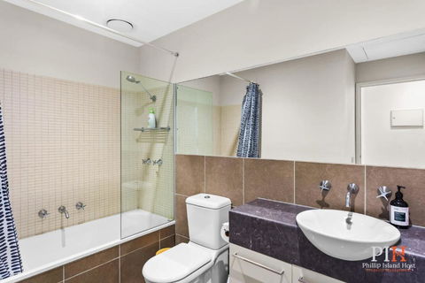 All The Views 2 Bedroom App San Remo - Darwin Holiday 3