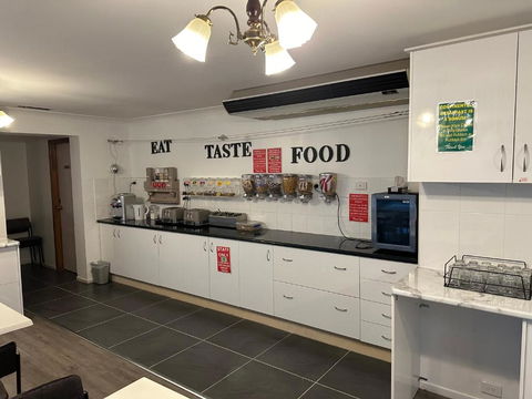 Allan Cunningham Motel - Darwin Holiday 2