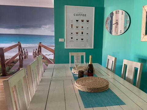 ALLE21 - Barefeet - Darwin Holiday 4