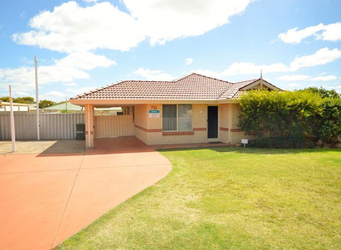 Allure - Kalbarri WA - Darwin Holiday 0