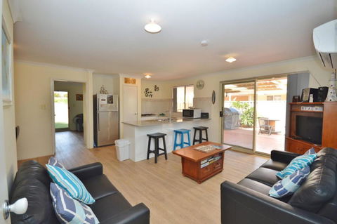 Allure - Kalbarri WA - Darwin Holiday 3