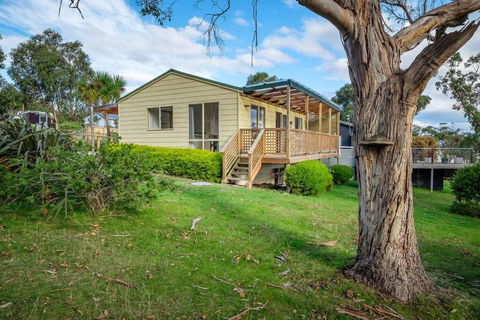 Alonnah Bruny Island Views - Darwin Holiday 1