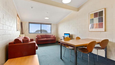 Alpine Heights 04 - Darwin Holiday 0