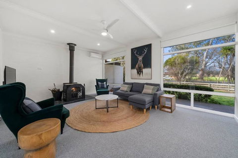 Alpine Hills Hideaway - Darwin Holiday 2