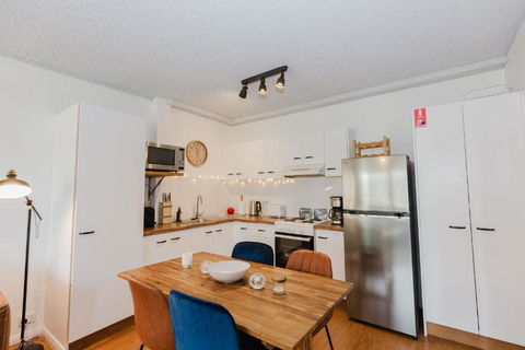 Alpine Mountain View - 24 Of 13-15 Kirwan Close - Darwin Holiday 1