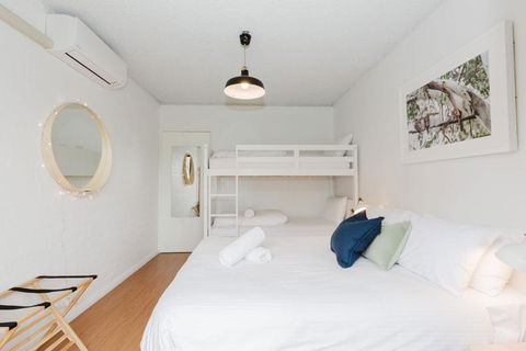 Alpine Mountain View - 24 Of 13-15 Kirwan Close - Darwin Holiday 4