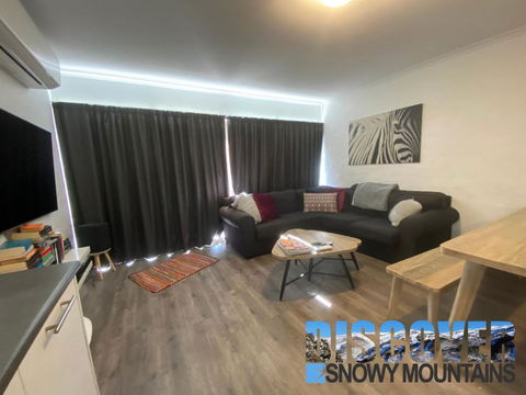 Alpine Mountain View 3 - Jindabyne - Darwin Holiday 2