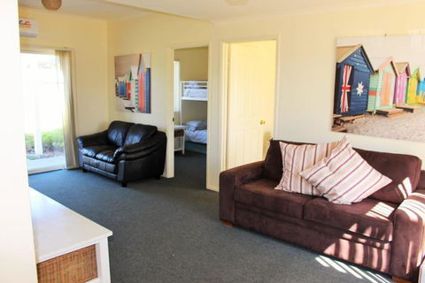 Alton Seas 67 Hargreaves Rd Middleton - No Linen Included - Darwin Holiday 4