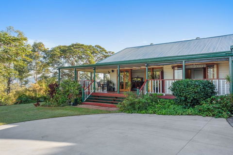 Amamoor Homestead And Country Cottages - Darwin Holiday 1