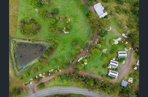 Amamoor Homestead And Country Cottages - Darwin Holiday 2