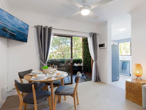 Amanda Court 11 1 Weatherly Close, Nelson Bay With WiFi - Darwin Holiday 1