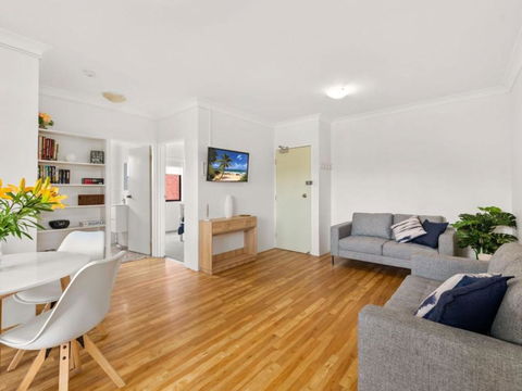 Amanda Court 8 Fantastic Unit So Close To The Beach - Darwin Holiday 1
