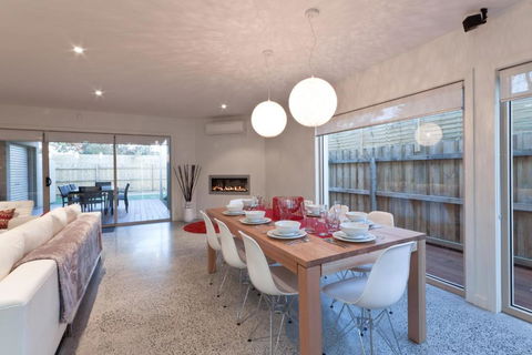 Amaroo - Darwin Holiday 3