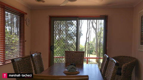 Amaroo Barraga Bay Family Holiday Home Bermagui - Darwin Holiday 4