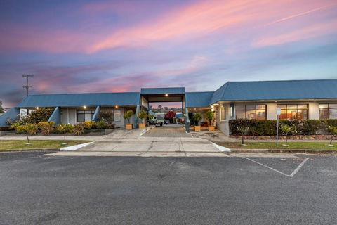 Amaroo Motel Tumuts Best Accommodation - Darwin Holiday 3