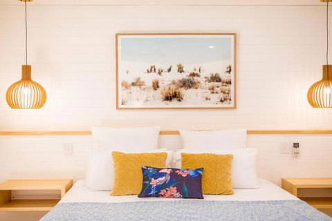 Amaroo Villa - Absolute Beachfront Port Douglas - Darwin Holiday 4