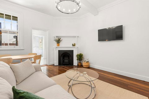 Amazing 2BR Apartment Near Barangaroo - Darwin Holiday 0