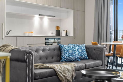 Amazing CBD 2BR Apt - Walkable & Wi-Fi & Charm - Darwin Holiday 4