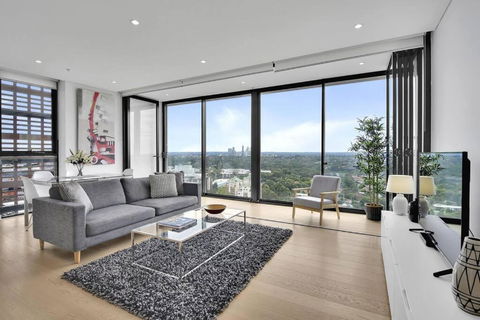 Amazing Two Bedroom St Leonards ATC62010 - Darwin Holiday 0