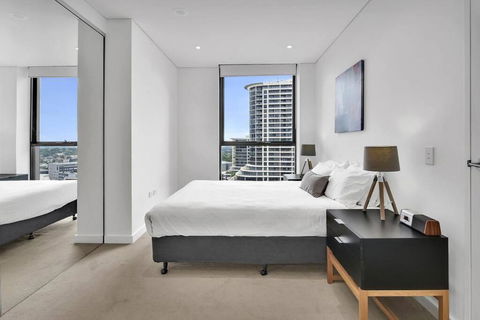 Amazing Two Bedroom St Leonards ATC62010 - Darwin Holiday 2