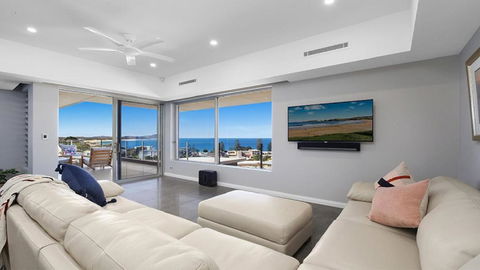 Amazing Views And Short Walk To Beach - Darwin Holiday 3