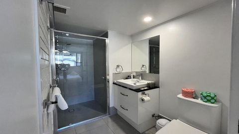 Amazing Views! Unit 3 Edgecliffe - Darwin Holiday 2