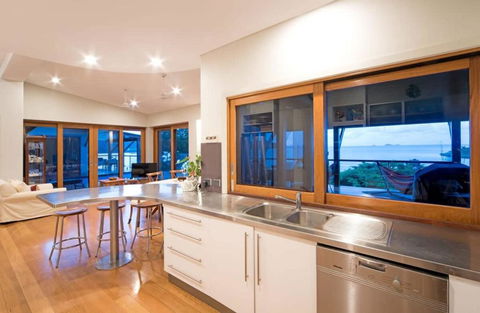 Amazing Whitsunday Views At High Tide - Darwin Holiday 3
