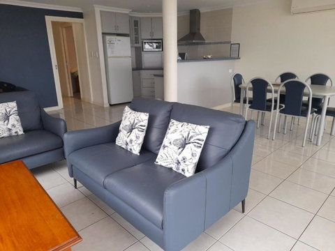 Ambience Apartments 1 - Darwin Holiday 4