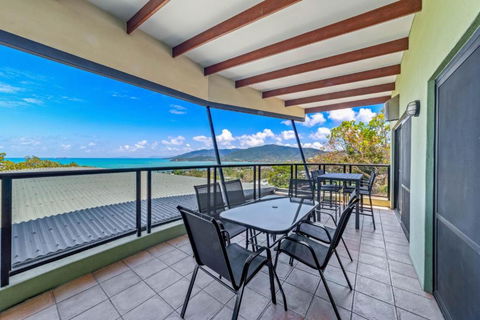 Ambience Of Airlie - Airlie Beach - Darwin Holiday 2
