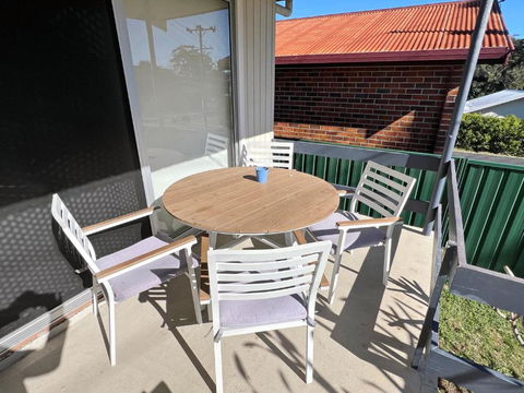 Amble Inn - Bring Your Own Linen - Darwin Holiday 1